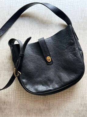 K Slademade  Black Leather Shoulder Bag with Turn-Lock Strap- retired style